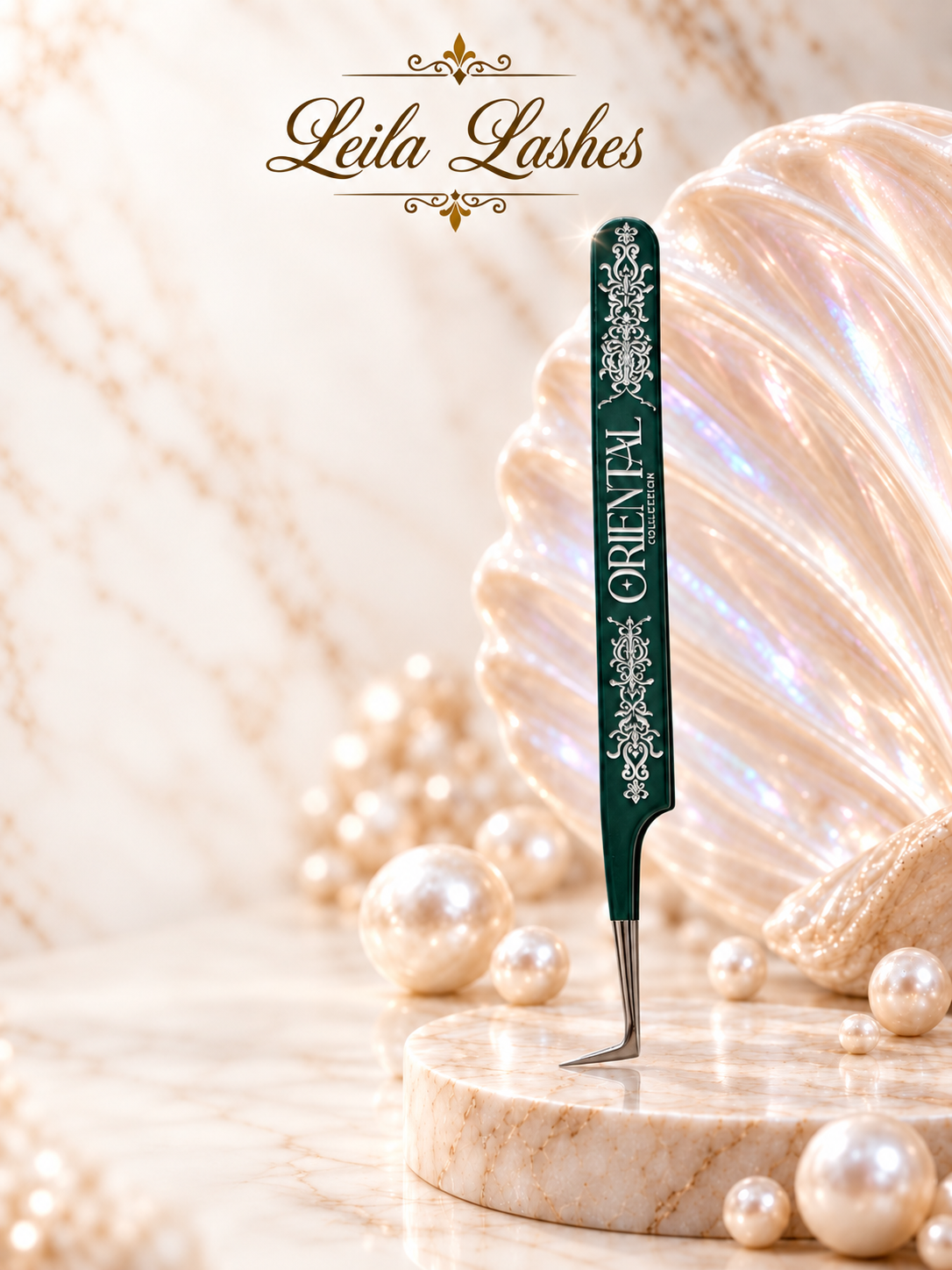 Pensetă ORIENTAL Leila Lashes pentru extensii de gene cu volum, instrument profesional pentru tehnicile de volum.